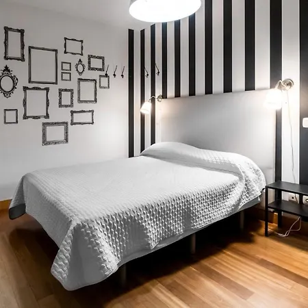 Linda Oura 4br 10 New For Rent! 別荘 *