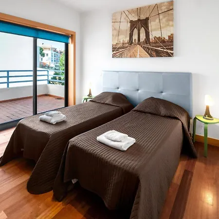 Hébergement de vacances Linda Oura 4br 10 New For Rent!