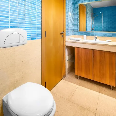 別荘 Linda Oura 4br 10 New For Rent! *